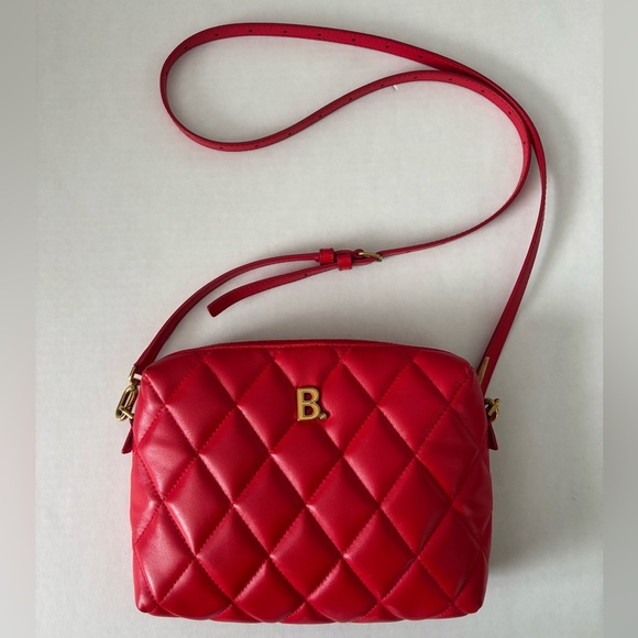 Balenciaga Camera Bag Quilted Red Crossbody Leather - Picture 1 of 11